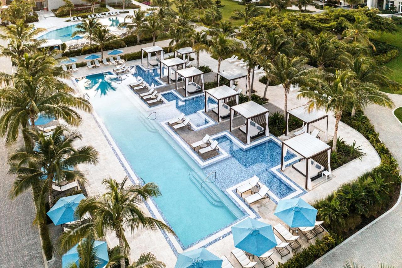 The Ritz-Carlton, Turks & Caicos Hotel Грейс Бей Екстериор снимка