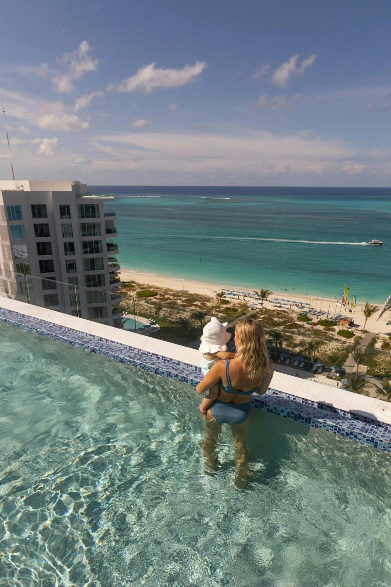 The Ritz-Carlton, Turks & Caicos Hotel Грейс Бей Екстериор снимка